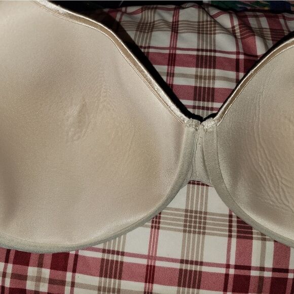 Vanity Fair Body Caress Full Coverage Contour Bra 40DD - Picture 6 of 9